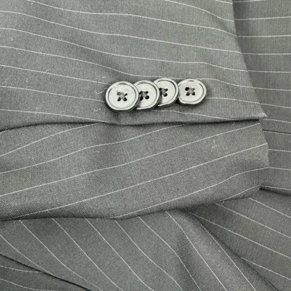 Joseph Abboud Blazer Black pinstripe 42R‎ 100% Wool 2 button Coat Jacket